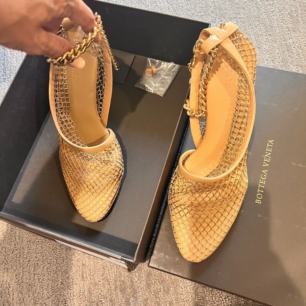 Bottega heel